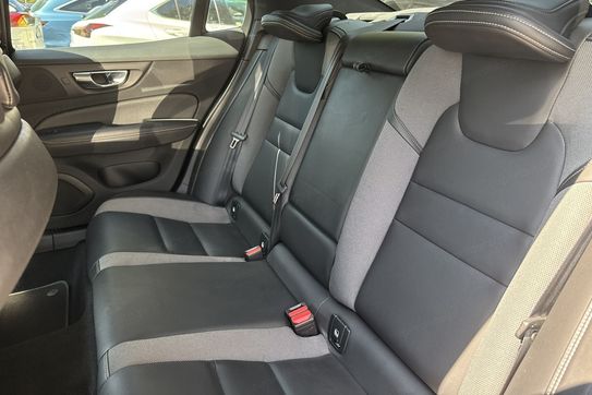 Volvo S60 B4 B R-Design