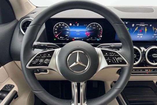 Mercedes GLA 200 Progressive
