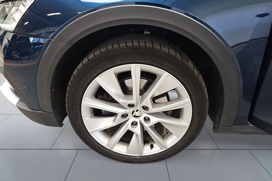 Skoda Octavia 2.0 TDI 4x4 Scout DSG