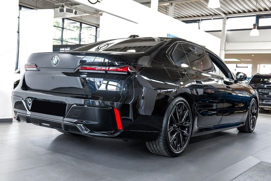 BMW Seria 7 740d xDrive M Sport