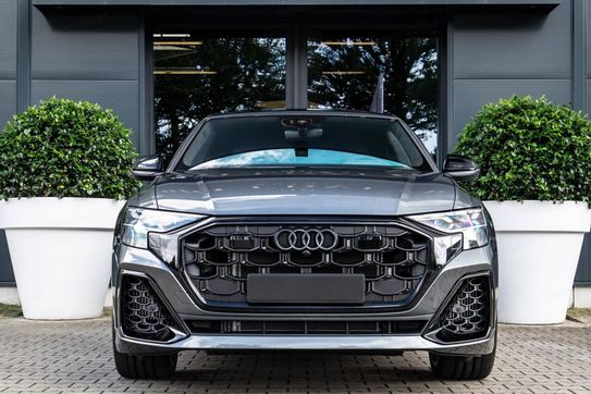 Audi Q8 TFSI e quattro