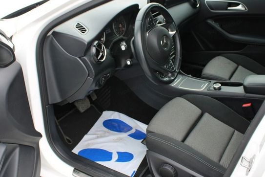 Mercedes GLA 180