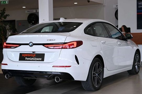 BMW Seria 2 Gran Coupe 218d Sport Line