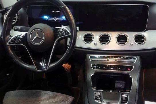 Mercedes Klasa E 220 d Avantgarde