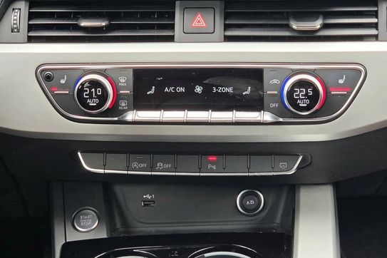 Audi A4 Avant 35 TFSI S Line