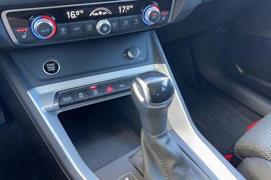 Audi Q3 35 TFSI mHEV S tronic