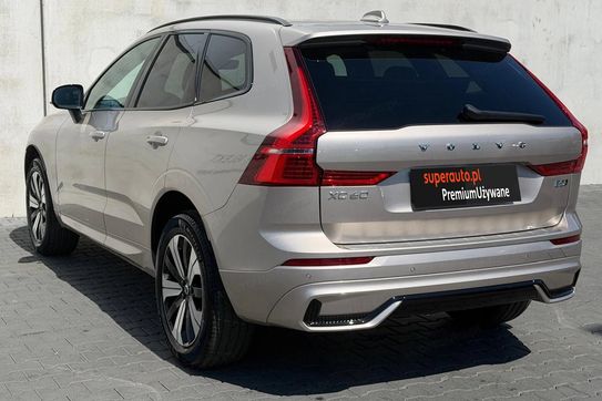 Volvo XC60 B5 B AWD Plus Dark
