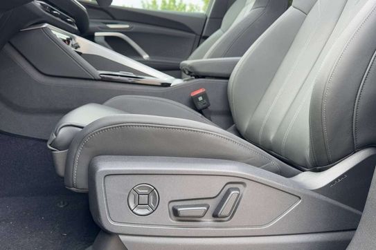 Audi Q5 TDI quattro S line Sportback