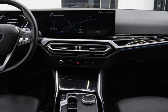 BMW Seria 3 318i M Sport aut