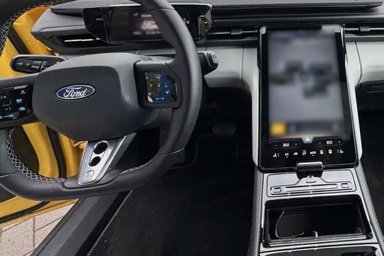 Ford Capri Premium AWD 79 kWh