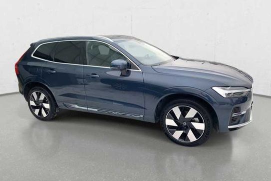 Volvo XC60 T8 Plug-In Hybrid AWD Ultra Bright
