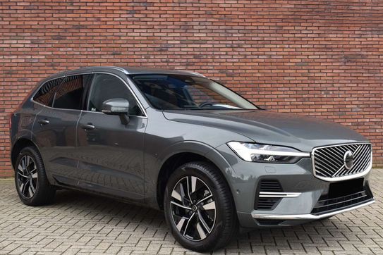 Volvo XC60 B5 AWD Plus Bright