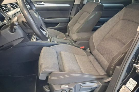 Volkswagen Passat 1.5 TSI ACT mHEV Business DSG