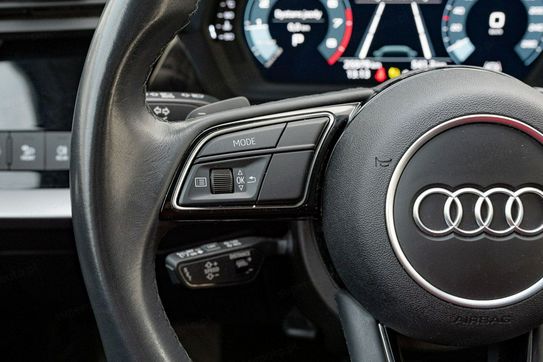 Audi A3 35 TFSI mHEV S tronic