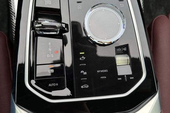 BMW Seria 7 M760e xDrive