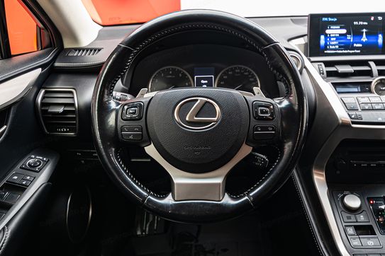Lexus NX 200t Comfort AWD