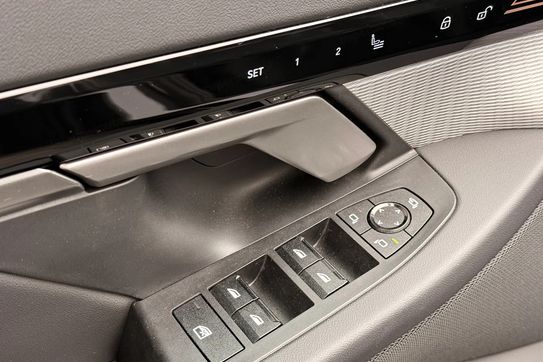 BMW Seria 5 Touring 520d xDrive M Sport