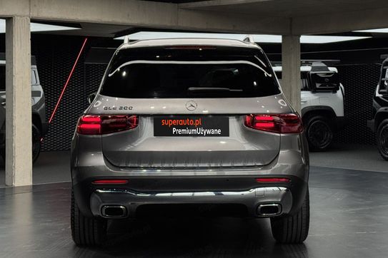 Mercedes GLB 200