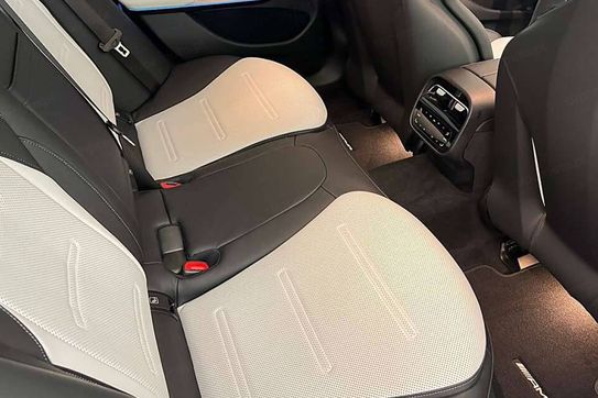 Mercedes Klasa E AMG 53 4Matic+ Hybrid