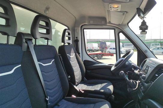 Iveco Daily 35S/MR Kontener