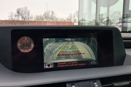 Lexus ES 300h Business Edition