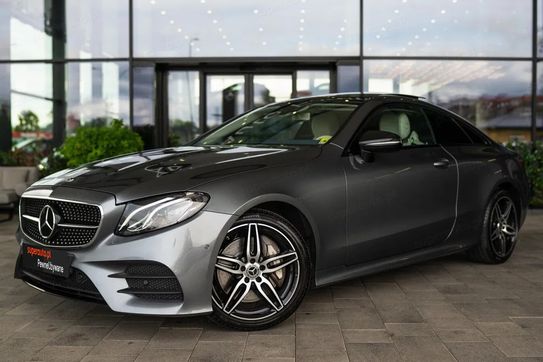 Mercedes E Klasa 400 Coupe 4-Matic 9G-TRONIC