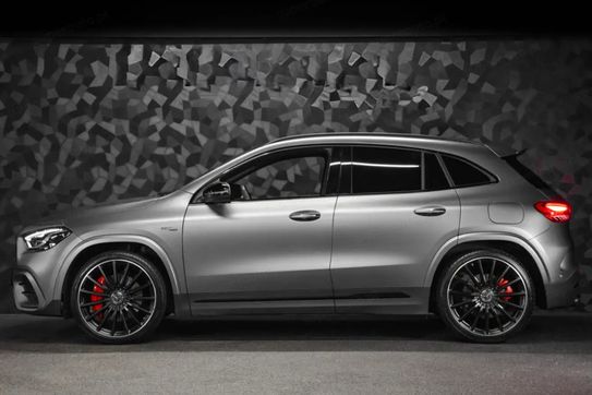 Mercedes GLA AMG 45 S 4-Matic+