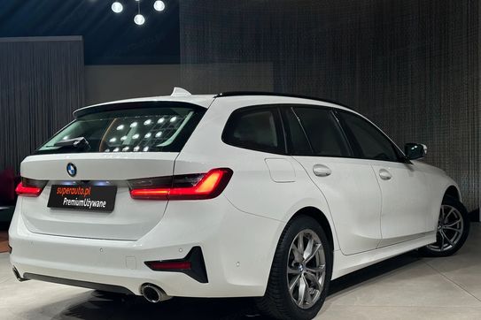 BMW Seria 3 320i GPF Sport Line aut