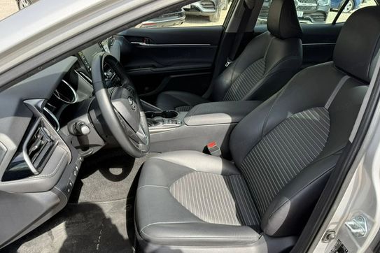 Toyota Camry Hybrid Prestige