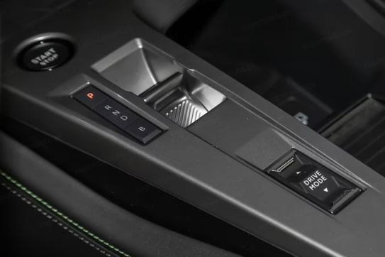 Peugeot 408 GT Exclusive S&S e-DCS6 1.2 PureTech mHEV