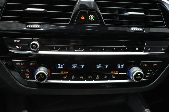 BMW Seria 5 520d xDrive M Sport mHEV aut