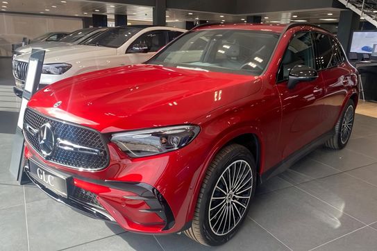 Mercedes GLC 300 e 4-Matic AMG Line