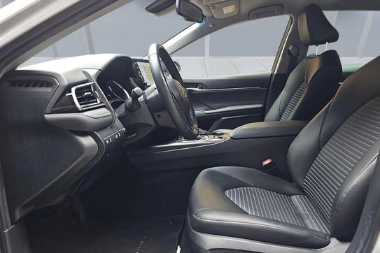 Toyota Camry 2.5 Hybrid Prestige