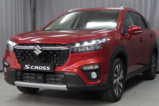 Suzuki S-Cross 1.4 SHVS Elegance 4WD