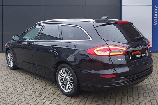 Ford Mondeo 2.0 Hybrid Titanium