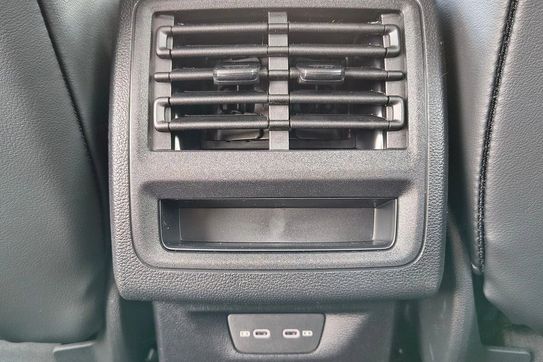Volkswagen Golf Business 1.5 TSI
