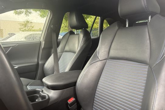 Toyota RAV4 Selection 2.5 Hybrid