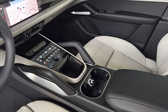Porsche Cayenne S E-Hybrid