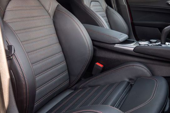 Alfa Romeo Giulia 2.0 Turbo Intensa Q4