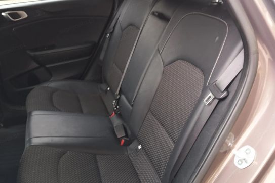 Kia Ceed 1.4 T-GDI L Business Line