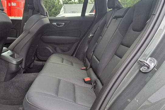Volvo V60 B4 B Plus Dark aut