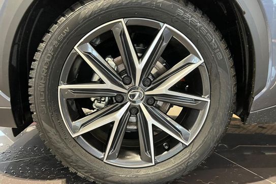 Lexus LBX Cool 1.5 Hybrid
