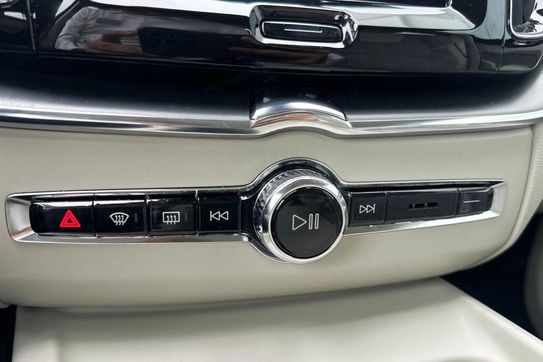 Volvo XC60 B4 D AWD Essential aut