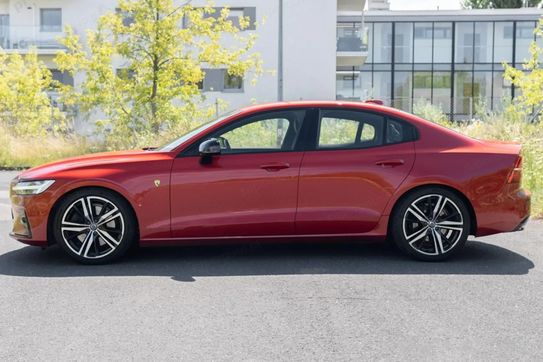 Volvo S60 T5 R-Design Polestar Engineered