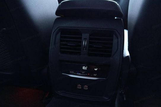 BMW Seria 3 330e xDrive M Sport sport-aut