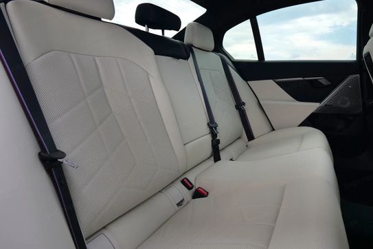 BMW Seria 5 520d xDrive M Sport