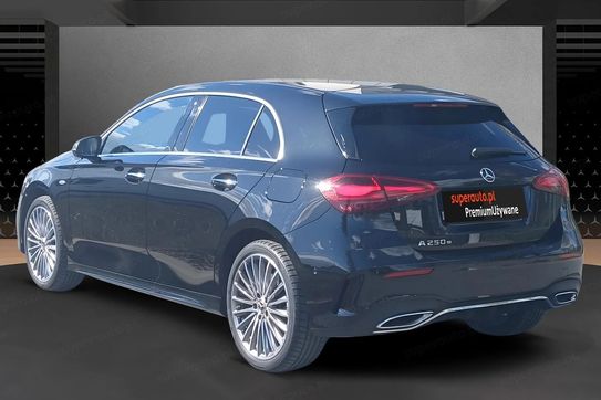 Mercedes Klasa A 250 e AMG Line