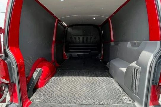 Volkswagen Transporter TDI L2H1