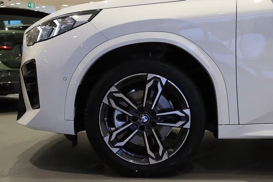 BMW iX2 eDrive20 M Sport