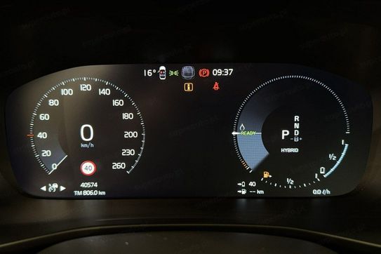 Volvo XC40 T5 Plug-In Hybrid Plus Bright aut